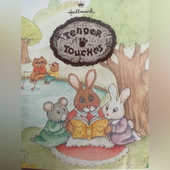 Vintage Hallmark 1993 Tender Touches Sculpting Santa Figurine - Picture 8 of 9